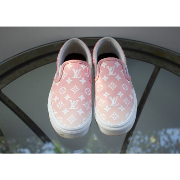 Louis Vuitton x Vans Sneakers Womens 8 / Mens 6.5 Pink LV Logo Custom Slip On - Picture 2 of 9
